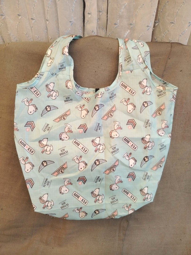 Peanuts Snoopy Flying Ace Foldable Reusable Tote Bag (Category: Tote Bags) located in San Fernando. Submitted by jpmarketplace2023 (Listing ID 1466431360, Image 1). Description: 💚 All items are authentic from Japan. 💛 MOP: GCash (❌️ GCash Protect) 🩵 MOD: LBC only (❌️ S. Checkout, COD, COP) 💙 Meet-up: Vista Mall, San Fernando, Pampanga 💜 All items are on-hand. 🧡 First to pay gets the item first. ❤️ Breakable items are packed with care and ca