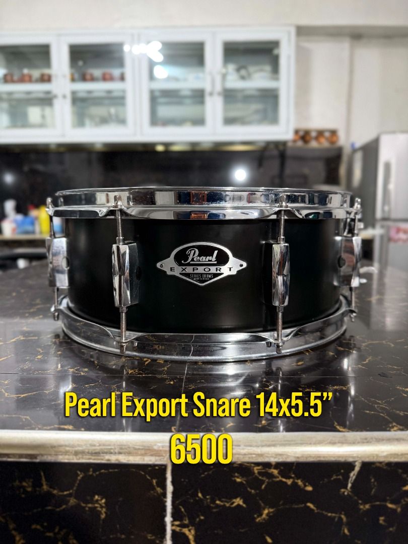 Pearl Export 14x5.5" Snare (Category: Musical Instruments) located in Manila. Submitted by ninraninra (Listing ID 1466471221, Image 1). Description: Pearl Export 14x5.5" Snare 5K Good condition.