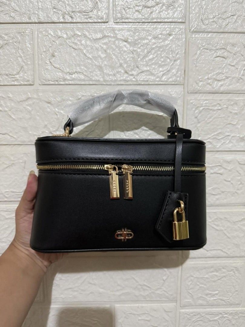 Pedro Black Vanity Bag Structured Top Handle Vanity Case (Category: Luxury Bags & Wallets) located in San Juan. Submitted by gigiiixx (Listing ID 1466384522, Image 1). Description: complete with box and dustbag.