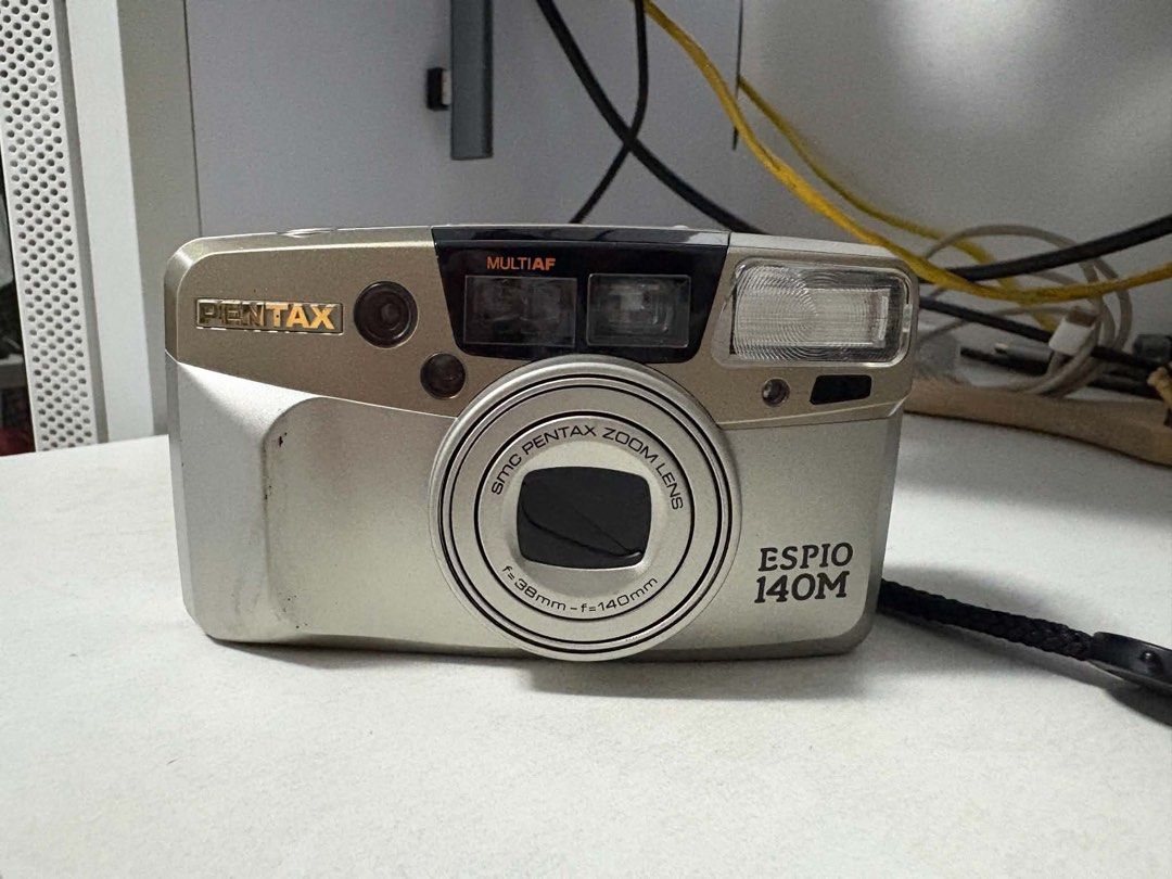 Pentax Espio 140M (Category: Cameras) located in Baliuag. Submitted by from.linea (Listing ID 1466504751, Image 3). Description: Pentax Espio 140M - working condition - good body condition - clear viewfinder issue: - on and off button is loose (doesn’t affect the usage) - display (only the film counter is showing) - lens might need cleaning RFS: need funds Price is negotiable Location: Baliwag, Bulacan Shipping: J&T and SPX (buyer’s expense).