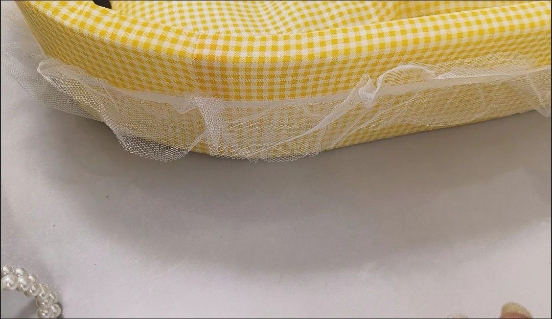Pet Bed (Category: Homes & Other Pet Accessories) located in Quezon City. Submitted by tugeyds (Listing ID 1466485127, Image 3). Description: Available colors: Blue, Yellow.