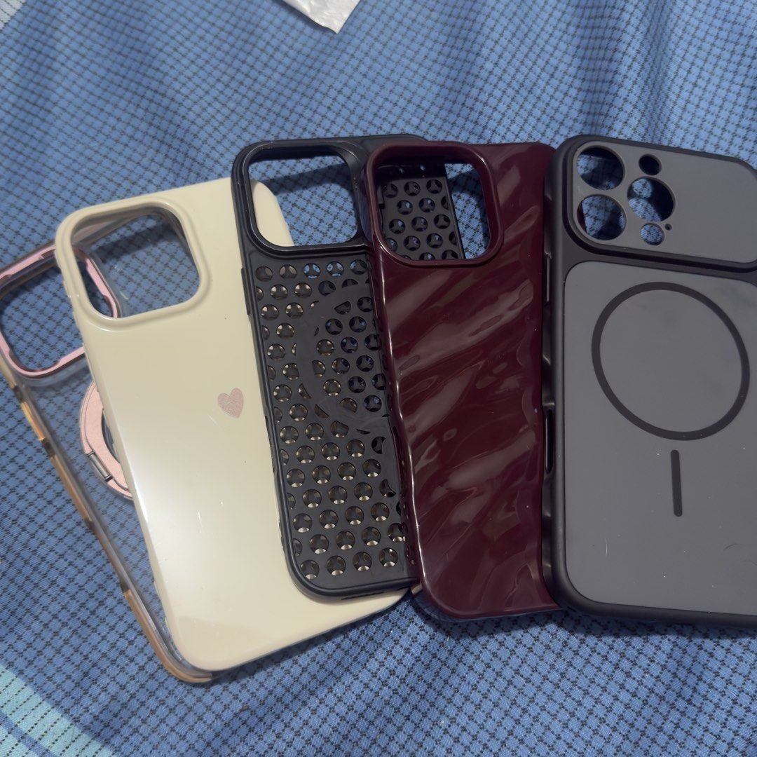 phone case (Category: Cases & Sleeves) located in Las Pinas. Submitted by erichf (Listing ID 1466345087, Image 1). Description: All case + Free camera lens protector.