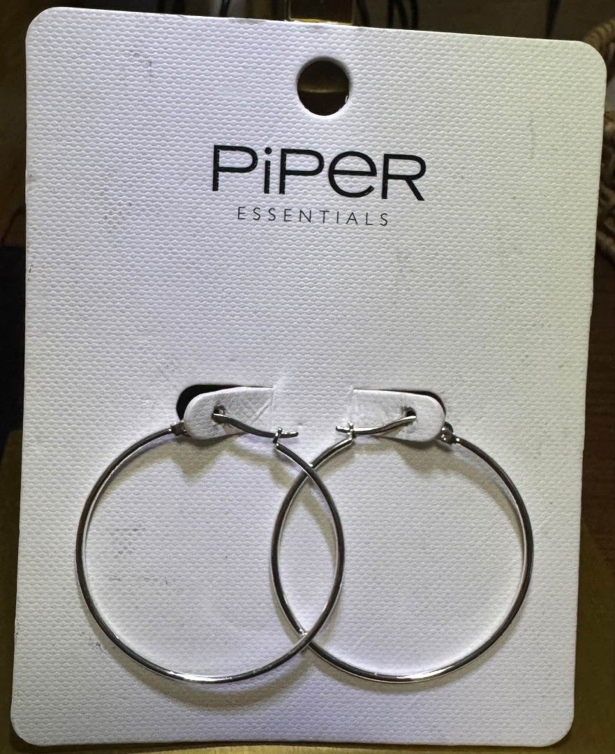 PiPER Essentials silver-toned hoop earrings (Category: Earrings) located in Manila. Submitted by ormelynmal86309 (Listing ID 1466444150, Image 1). Description: PiPER Essentials silver-toned hoop earrings ~~~Php 200.