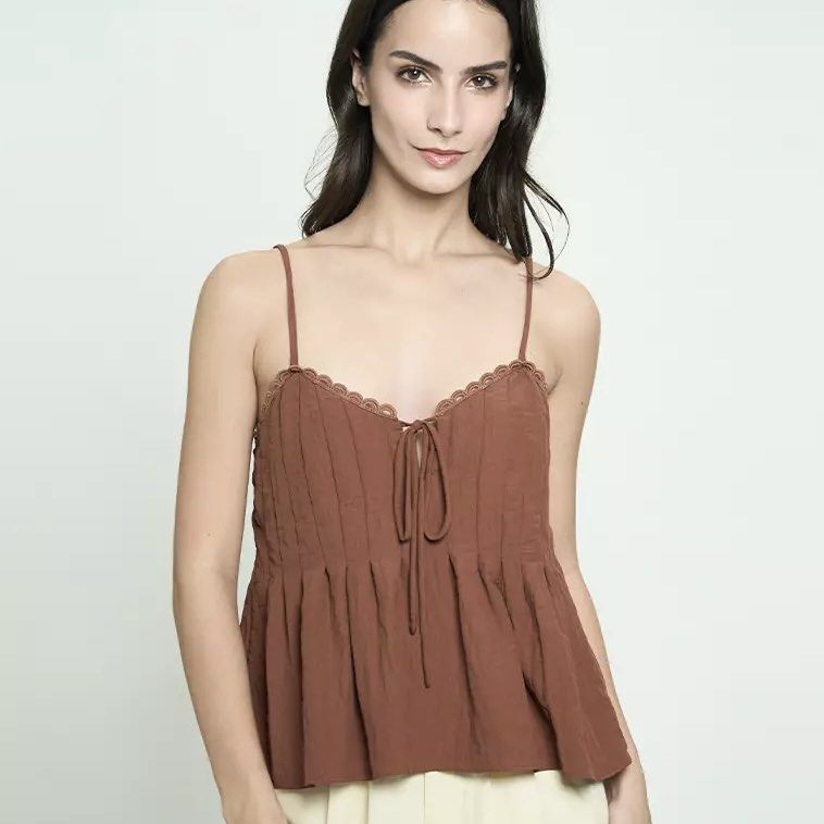 Plains and Prints Top (Category: Sleeveless) located in Cainta. Submitted by prelovedbymarj (Listing ID 1466400608, Image 1). Description: BNWT.