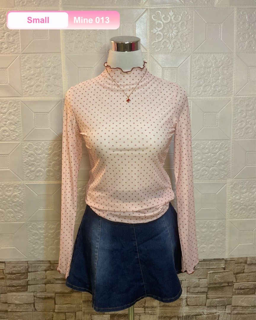 Polka Mesh Longsleeves (Category: Longsleeves) located in Rizal. Submitted by ahristyles26 (Listing ID 1466361278, Image 1). Description: Small on tag with pouch.