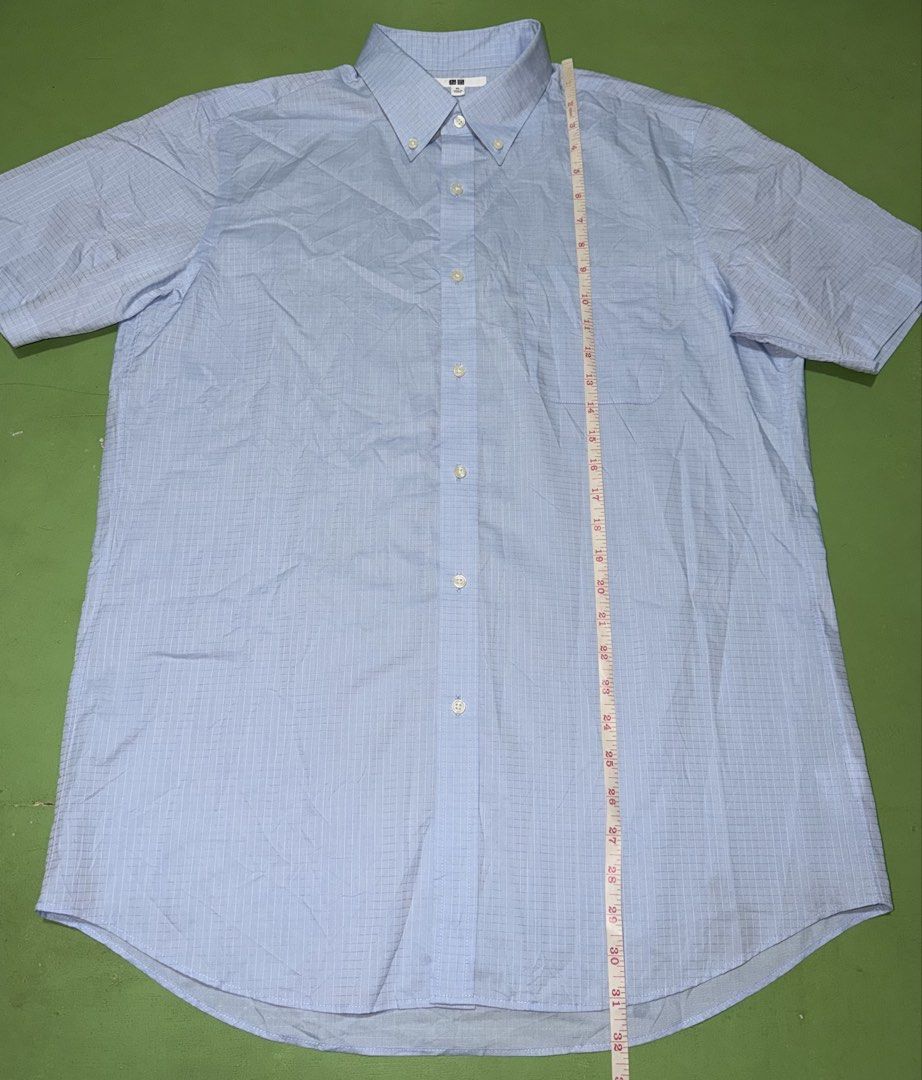 Polo (Category: Formal Shirts) located in Pasig City. Submitted by reyeslarry11740 (Listing ID 1466509350, Image 3). Description: For Sale Uniqlo Polo Men Blue Size XL 23w x 31.2L 32.2L Back Good as new condition No issue 450 plus ship only Payment 1st Pasig city.