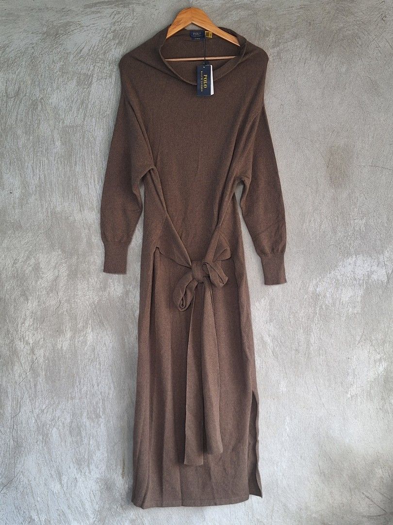 Polo Ralph Lauren / Cashmere Midi Dress ( Authentic ) (Category: Dresses) located in Cebu City. Submitted by thehiddengemsbykid (Listing ID 1466417618, Image 1). Description: POLO Ralph Lauren Cashmere Midi Dress With Belt Size : Medium Width - 20 Length - 56 Shoulder - 18 Sleeve Length - 20.5 Hem - 17 Brandnew w/ tags No issues Dont hesitate to message me about the item. 10,000 + Sf Thank you....