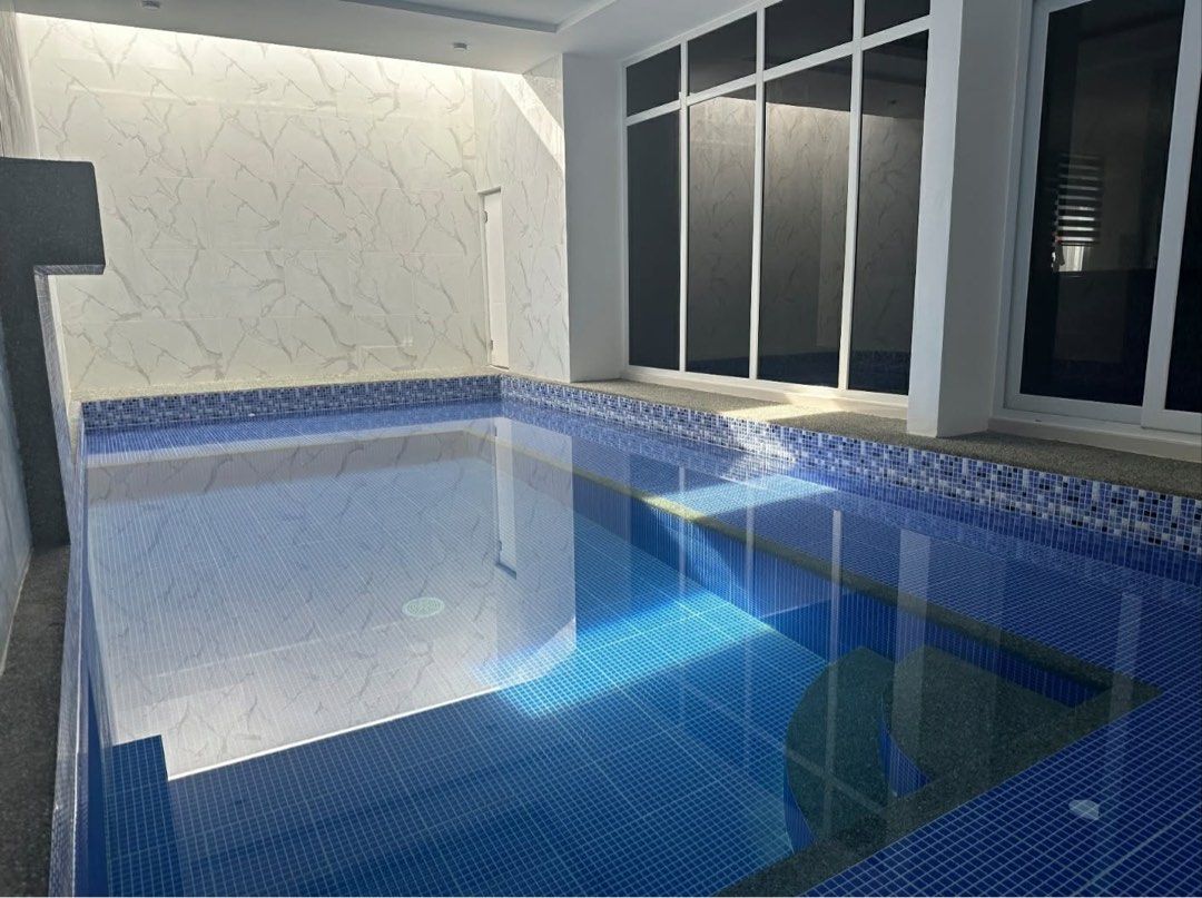 Pool villa (Category: House & Lot) located in Angeles City. Submitted by kimmykim0926 (Listing ID 1466394582, Image 3). Description: 🏡 POOL VILLA FOR SALE 🏊‍♀️✨ Looking for your own private getaway or a great investment opportunity? This beautiful pool villa is perfect for a private residence, vacation home, or short-term rental business. ✨ Property Features: • Private swimming pool 🏊‍♀️ • Spacious and comfortable living areas • Bedrooms with 