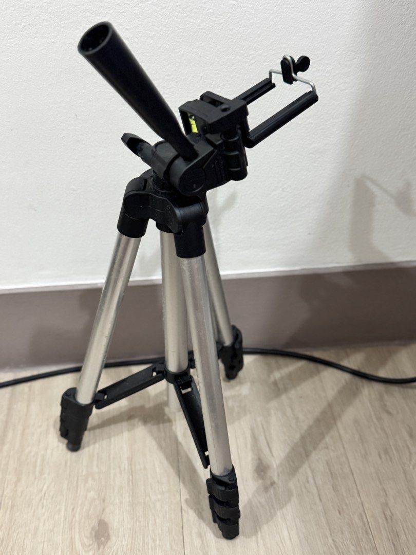 Portable Mini Camera Tripod with Phone Mount Holder (Category: Tripods & Monopods) located in Paranaque City. Submitted by wolf5037 (Listing ID 1466340454, Image 1). Description: Declutter -will accept any decent offer.