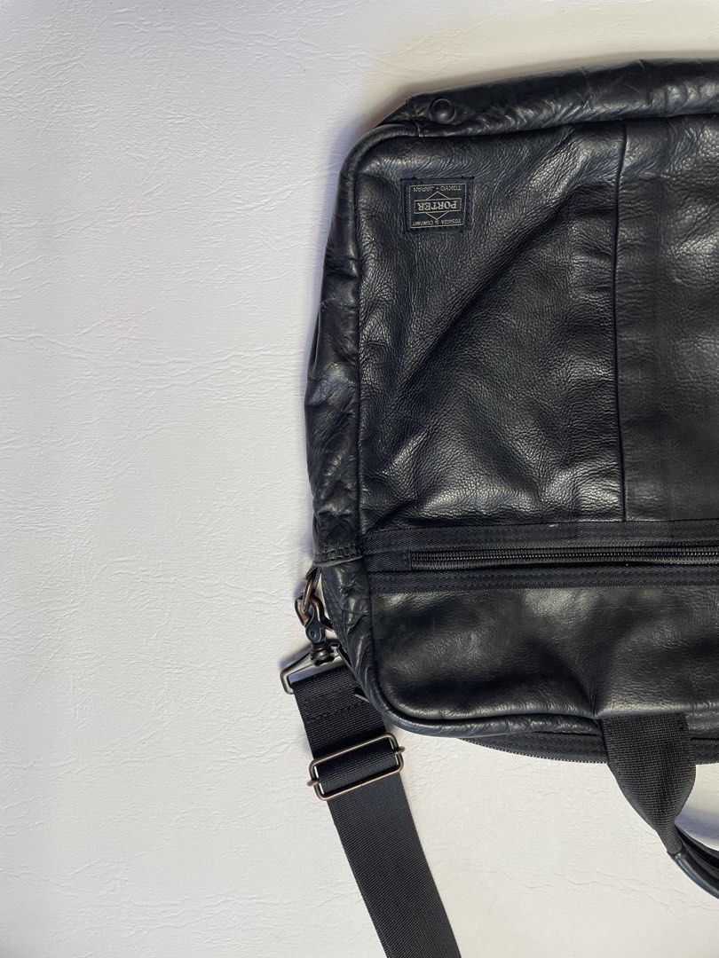 Porter yoshida leather messenger bag (Category: Briefcases) located in Urdaneta. Submitted by northdrops_asian (Listing ID 1466374949, Image 2). Description: Excellent condition .