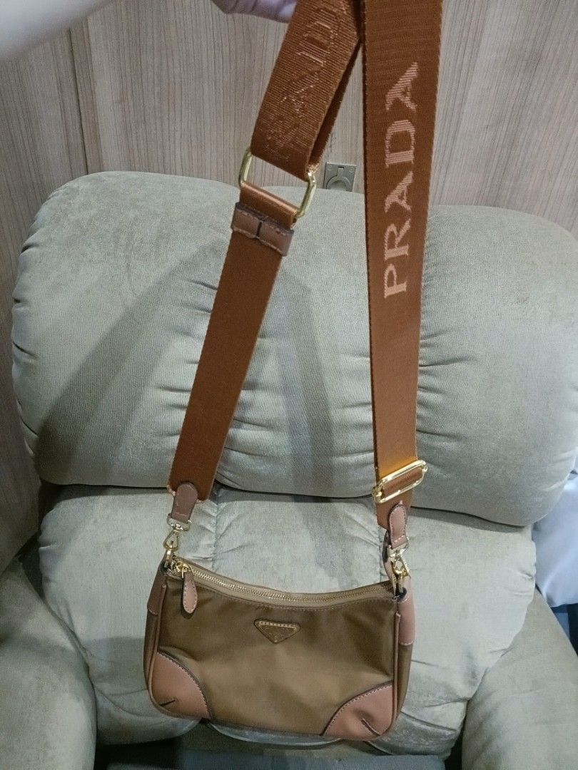 Prada (Category: Luxury Bags & Wallets) located in Manila. Submitted by maxie_08 (Listing ID 1466494900, Image 3). Description: Like new Prada sling bag what you see is what you get adjustable strap so pretty in actual.