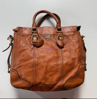 (Category: ) located in . Submitted by vintgbags (Listing ID 1466432639, Image 1). Description: .