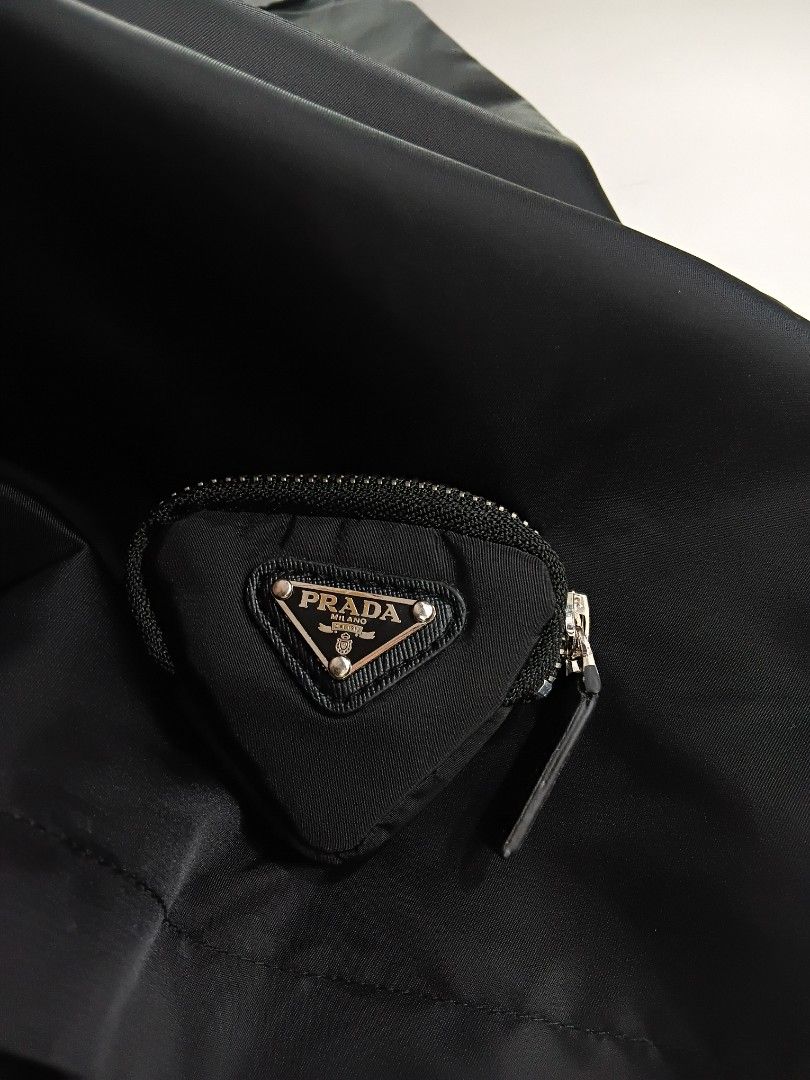 Prada LAST PRICE POSTED (Category: Dresses) located in Subic. Submitted by AnythingBrandedby_May (Listing ID 1466404353, Image 2). Description: 17X37 Prada LAST PRICE POSTED.