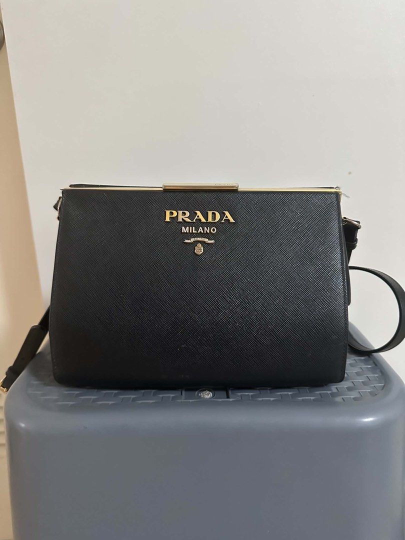 Prada Shoulder Bag (Category: Luxury Bags & Wallets) located in Pasig City. Submitted by seanleonardo (Listing ID 1466523263, Image 1). Description: .