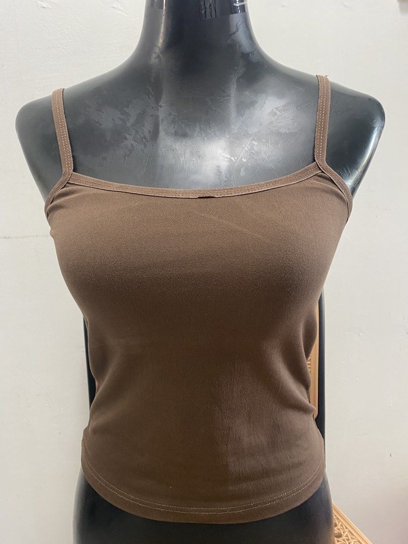 [Pre-loved] Brown sleeveless (Category: Sleeveless) located in Quezon City. Submitted by len00013 (Listing ID 1466392889, Image 1). Description: Size-Small to Medium No damage.