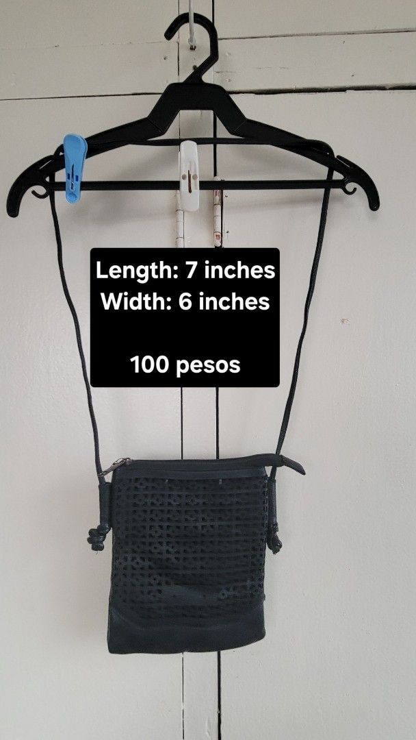 Preloved/Ukay/Decluttering Bags (Category: Luxury Bags & Wallets) located in Bacoor. Submitted by itsmereyyy (Listing ID 1466347493, Image 3). Description: See photos for details PAYO (Pay As You Order).