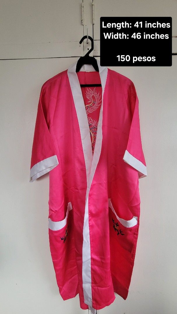 Preloved/Ukay/Decluttering Outerwear Jackets Coat Robe (Category: Coats, Jackets and Outerwear) located in Bacoor. Submitted by itsmereyyy (Listing ID 1466347696, Image 2). Description: See photos for details PAYO (Pay As You Order).