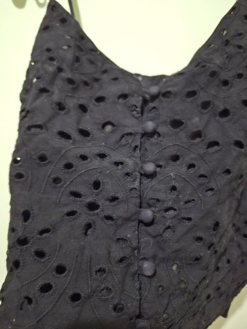 Primark Black Eyelet Lace Tank Top (Category: Sleeveless) located in Tuguegarao City. Submitted by potaetonim (Listing ID 1466479316, Image 3). Description: - Brand: Primark - Color: Black with floral embroidery and eyelet cutouts - Style: Sleeveless, scalloped hem, button-back closure with fabric-covered buttons - Material: Lightweight, perfect for warm weather or layering - Size: UK 10 / EUR 38 / US 6.