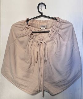 (Category: ) located in . Submitted by chicfinds.moon (Listing ID 1466408532, Image 1). Description: .
