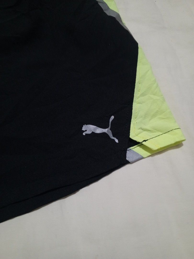 Puma fizzy running shorts (Category: Activewear) located in Santa Maria. Submitted by paulo-garcia21 (Listing ID 1466464189, Image 3). Description: xl on tag waist 30 to 38 length 11.5 hem 14 no flaws excellent.