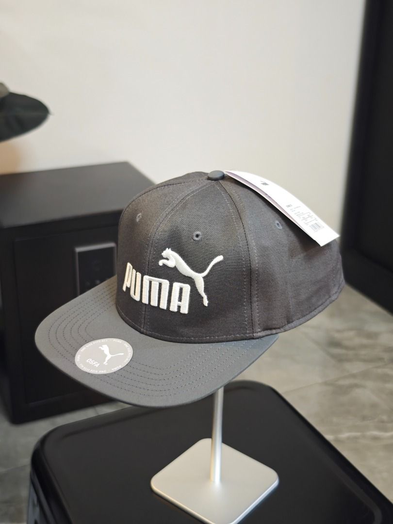 Puma Logo Flat Brim Cap Dusky Gray (Category: Caps & Hats) located in San Pablo. Submitted by allfashionandtech (Listing ID 1466348773, Image 1). Description: SRP: 1300 ❌ Now: 700 ✅ Condition: 10/10 Brand New RFS: Decluttering. Shipping: Add 50 only! Mode of payment: GCash, Maribank, PNB Courier: J&T Meetups: SM San Pablo, San Pablo City Plaza, Shakeys Maharlika Highway - Brand new with tags (BNWT), never worn - Authentic gray Puma snapback cap -