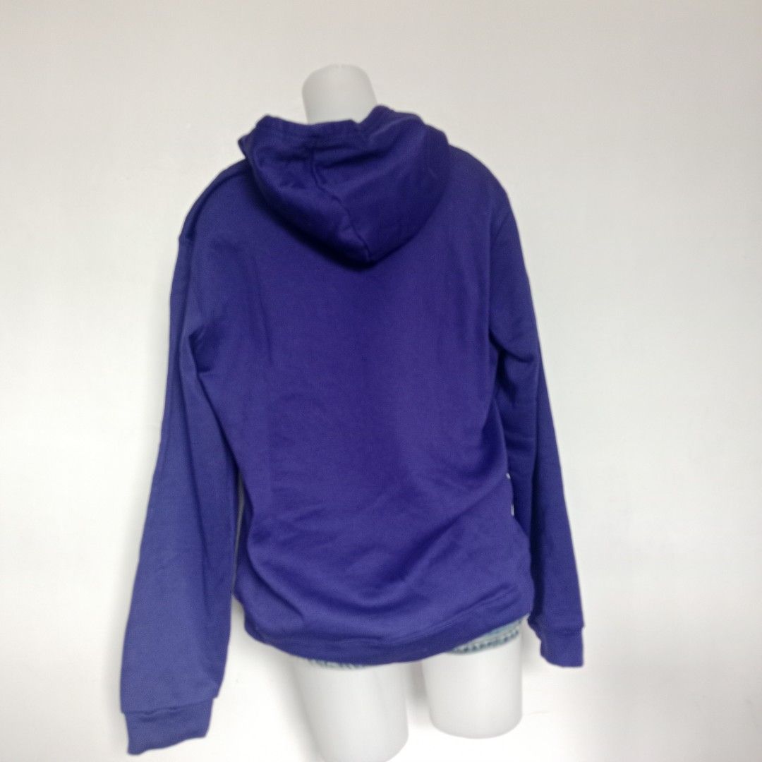 Purple Hoodie oversized/unisex (Category: Coats, Jackets and Outerwear) located in Manila. Submitted by mamapards17 (Listing ID 1466359672, Image 2). Description: .