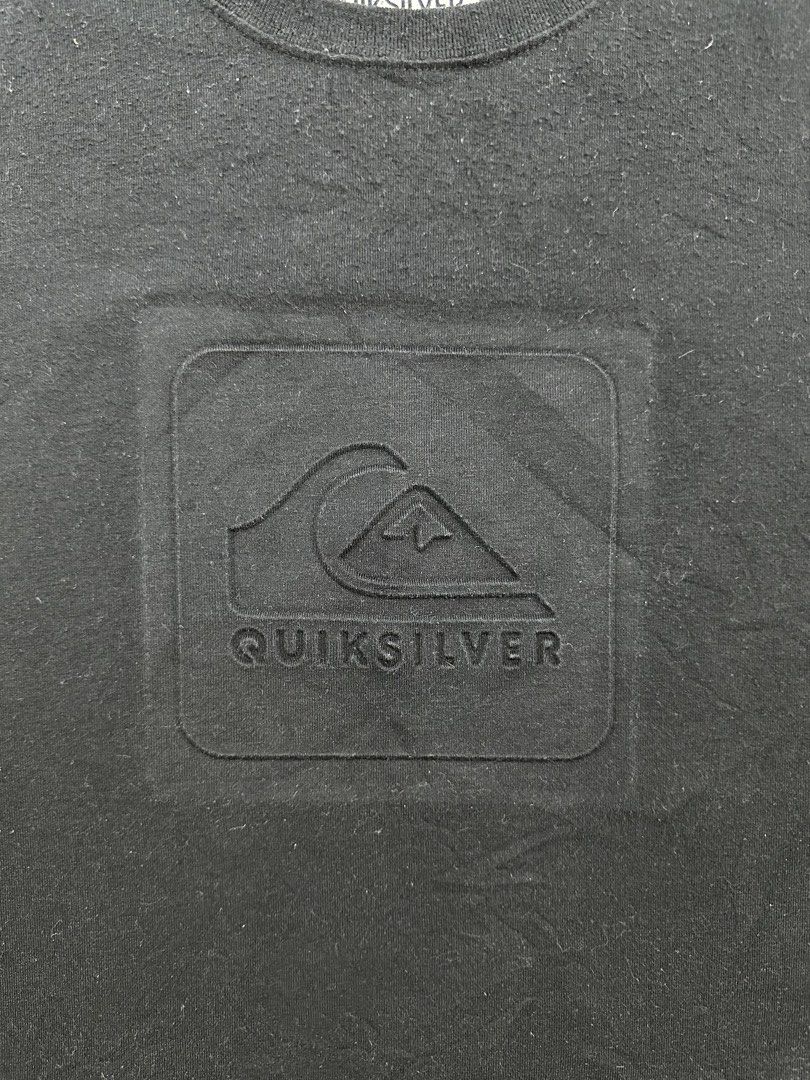 Quiksilver Embossed Logo Shirt (Category: Tshirts & Polo Shirts ) located in Bacolod City. Submitted by dannnsoy (Listing ID 1466449496, Image 2). Description: Quiksilver Embossed Logo Shirt •In very good condition •Dimension: 21.5” x 26.5” •Issue: Lints/needs wash •Price: 399 only 📍Note: Color may vary to due lighting and camera resolution. .