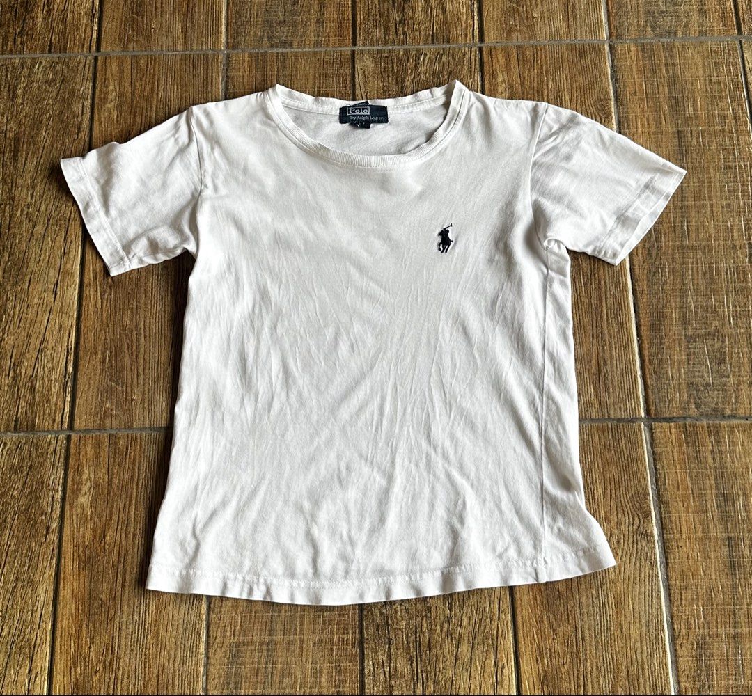 RALPH LAUREN BASIC TEE (Category: Tshirts & Polo Shirts ) located in Manila. Submitted by urban.vintage (Listing ID 1466455348, Image 1). Description: ISSUE: NONE ( NEED WASH ) MOP :GCASH ( NO COD ) SHIP VIA : LALAMOVE & J&T LOCATION : PASIG CITY LENGTH : 16 WIDTH : 14-15.