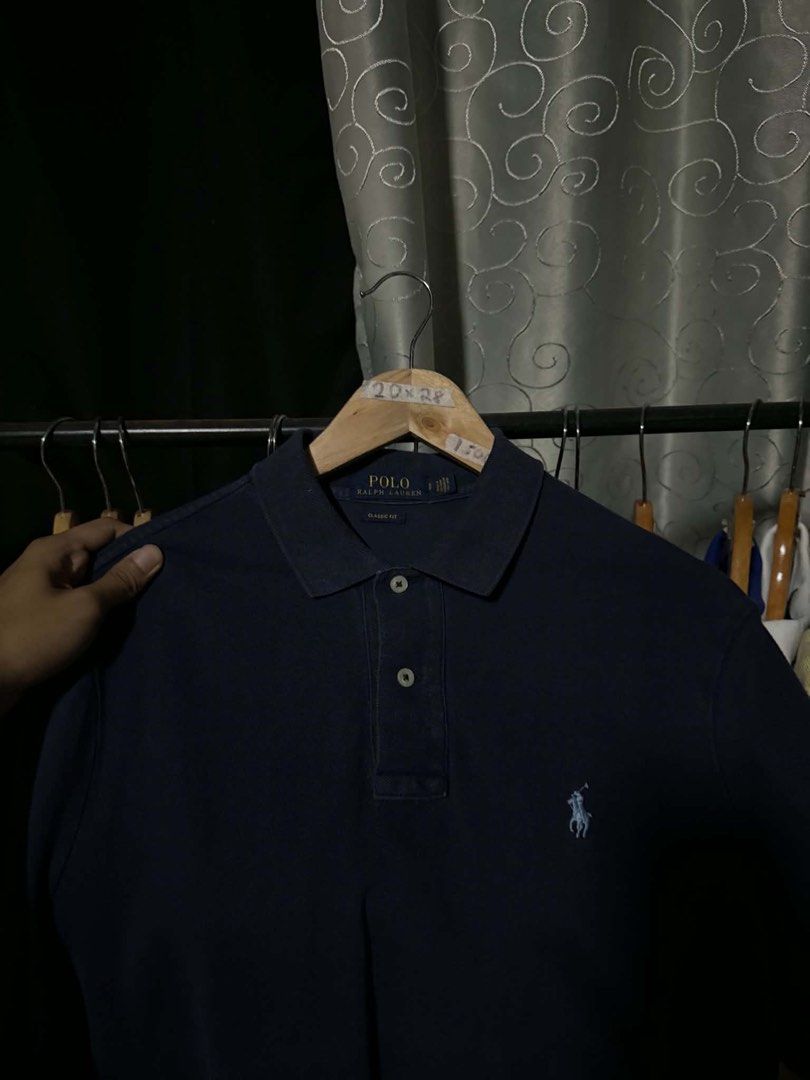 Ralph Lauren navy blue (Category: Tshirts & Polo Shirts ) located in Talisay. Submitted by poloem (Listing ID 1466497619, Image 1). Description: Minor fold line not so visible 20x27.
