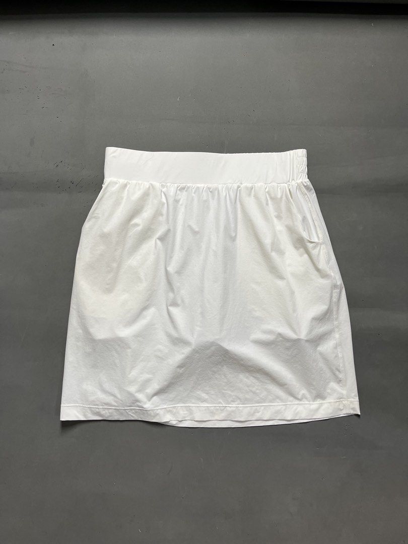 RANDOM TENNIS SKOR (Category: Activewear) located in Quezon City. Submitted by kentstuff (Listing ID 1466437748, Image 1). Description: RANDOM TENNIS SKORT Size XL On Tag Waist: 32-42 Length: 22 Condition: Excellent CR: 9/10 Issue: ❌ DISCLAIMER: This is a thrifted item. All brands, logos, and trademarks belong to their rightful owners. We’re here to rehome great pieces — no brand affiliation intended.