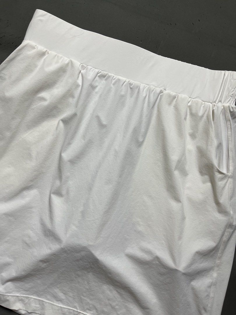 RANDOM TENNIS SKOR (Category: Activewear) located in Quezon City. Submitted by kentstuff (Listing ID 1466437748, Image 2). Description: RANDOM TENNIS SKORT Size XL On Tag Waist: 32-42 Length: 22 Condition: Excellent CR: 9/10 Issue: ❌ DISCLAIMER: This is a thrifted item. All brands, logos, and trademarks belong to their rightful owners. We’re here to rehome great pieces — no brand affiliation intended.