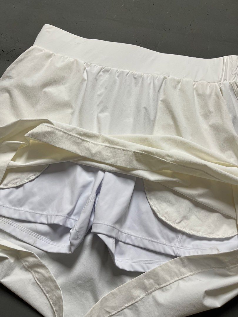 RANDOM TENNIS SKOR (Category: Activewear) located in Quezon City. Submitted by kentstuff (Listing ID 1466437748, Image 3). Description: RANDOM TENNIS SKORT Size XL On Tag Waist: 32-42 Length: 22 Condition: Excellent CR: 9/10 Issue: ❌ DISCLAIMER: This is a thrifted item. All brands, logos, and trademarks belong to their rightful owners. We’re here to rehome great pieces — no brand affiliation intended.
