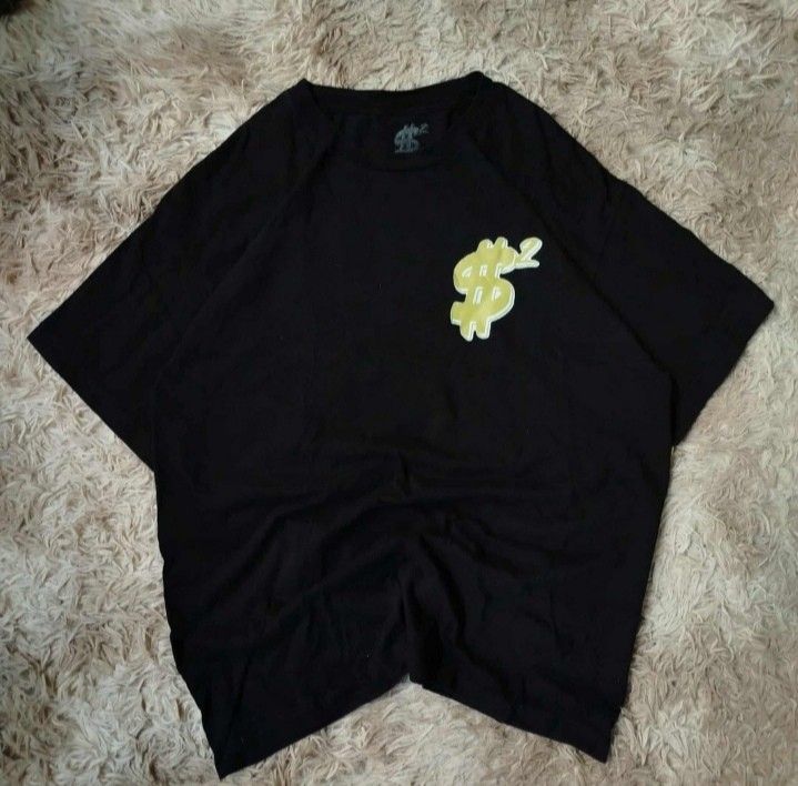 Rap Tee Dollar Sign Legendary T-Shirt (Large) (Category: Tshirts & Polo Shirts ) located in Cabiao. Submitted by abbysarchive04 (Listing ID 1466433192, Image 1). Description: .