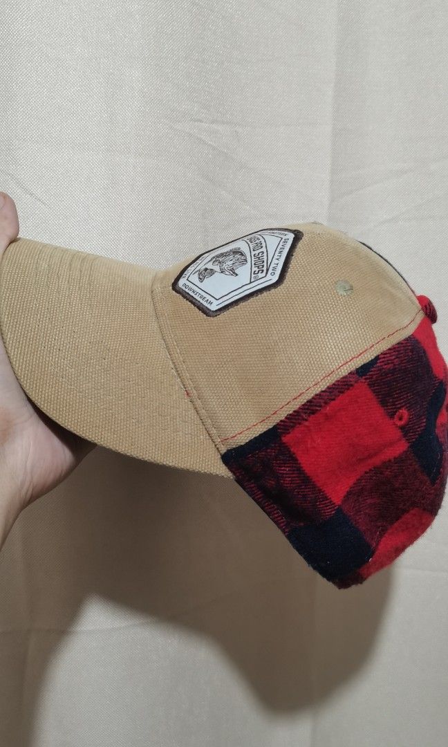 Rare!!! Authentic Bass Pro Shop Plaid Cap (Category: Caps & Hats) located in Indang. Submitted by capitenyo (Listing ID 1466463171, Image 3). Description: Original Bass Pro Plaid Cap - Rare Variant - Patch Logo ( Not Print) - Snap Back Size - One Size Fits most, best for Small to Medium head size Materials - Melton Wool, Polyester Color rate - 9.5/10 no fades matingkad pa kulay Condition - Good, Excellent, -GCASH Mode of Payment -JNT door to door