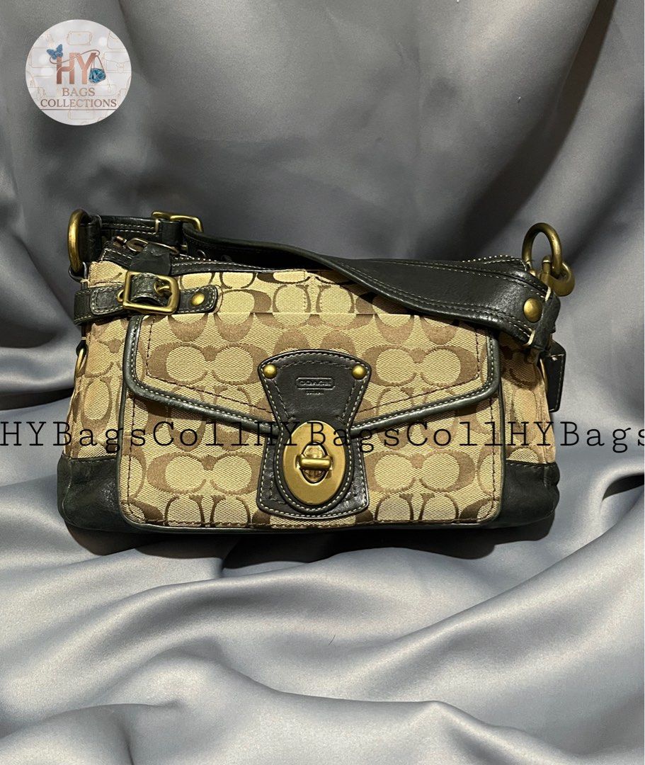Rare Coach Legacy 1 turnlock Pocket infront (Category: Luxury Bags & Wallets) located in Davao. Submitted by harryybane90592 (Listing ID 1466421832, Image 1). Description: .