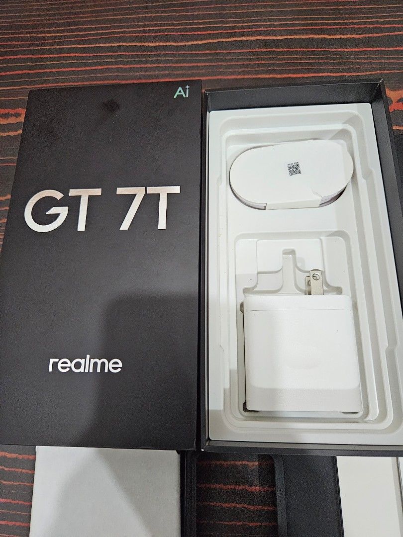 Realme GT 7T Swap sa lower unit (Category: Realme) located in Antipolo. Submitted by tatudon (Listing ID 1466508482, Image 3). Description: 💥💥FOR SALE💥💥 OPEN FOR SWAP! Complete Package Good as new! No issues 98% Battery health Realme GT 7T📌 📌 📌 12+12gbram 256gbrom 7000mah 120w Type C charging Mediatek Dimensity 8400 max AMOLED DISPLAY 1B COLORS 120Hz refresh rate 6000nits peak Armorshell Glass Under display fingerprint 50mp/32mp Inclusions