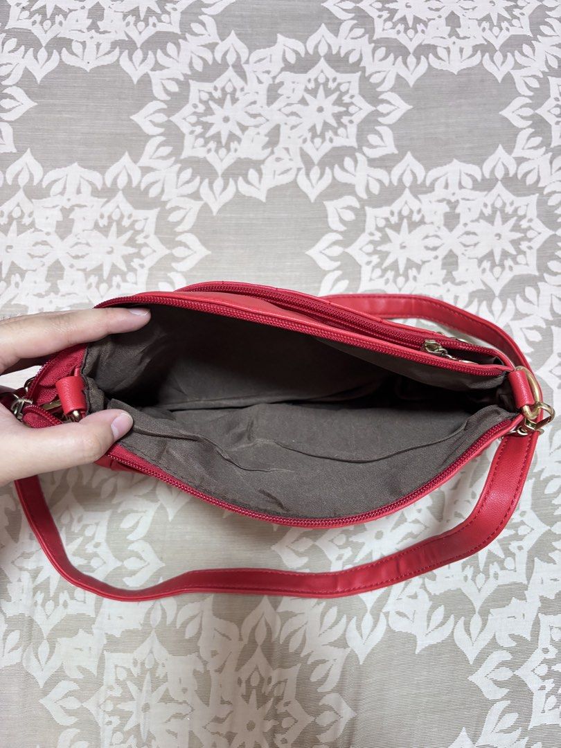 red bag (Category: Clutches) located in Iloilo. Submitted by louvre_ (Listing ID 1466498762, Image 3). Description: brand new, never used rfs: decluttering can send more details via pm.