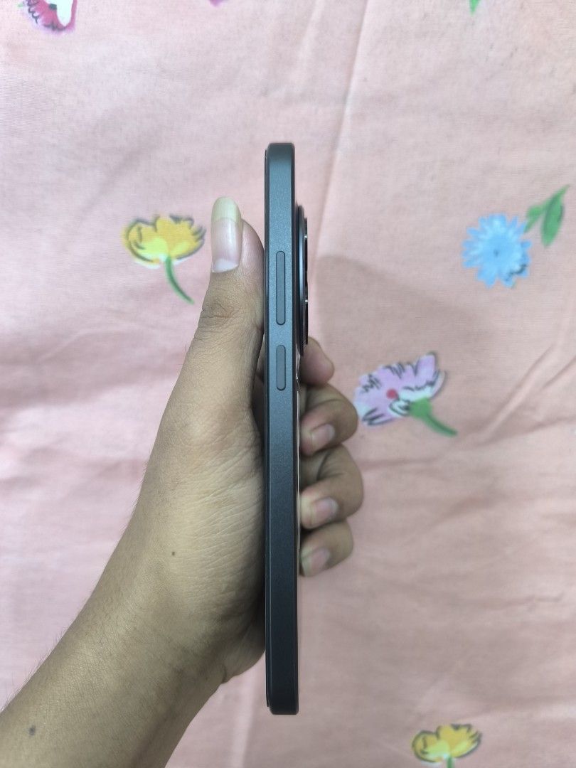 REDMI NOTE 15 PRO 5G 12/512GB COMPLETE (Category: Xiaomi) located in San Juan City. Submitted by ABTGadgets (Listing ID 1466493730, Image 3). Description: SALE OR SWAP SA LOWER + CASH 16,500 NEGOTIABLE GLOBAL VARIANT OPENLINE ANY SIM MAKINIS / NO DENTS NO HIDDEN ISSUE TEST TO SAWA QUICK SPECS:📱 Dimensity 7400 ultra Amoled 120Hz Water resistant Main camera 200mp Front camera 20mp 4K 30FPS video 6580mAh battery 45w charger INCLUSION:UNIT,CHARGER,C