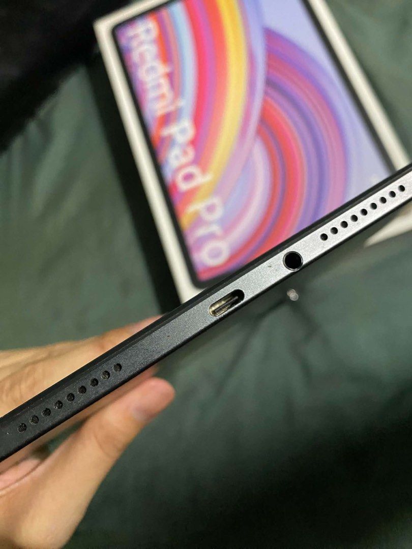 REDMI PAD PRO WIFI (Category: Android) located in Makati City. Submitted by nthy06 (Listing ID 1466468420, Image 2). Description: ALL DETAILS POSTED MINIMAL SCRATCHES AND DENTS DAHIL SA CASE - UNIT, BOX and CASE INCLUDED WALANG CHARGER RFS: Hindi na nagagamit TAGUIG LOC • resolution), 120Hz refresh rate, 600 nits peak brightness, and Corning Gorilla Glass 3. • Processor: Qualcomm Snapdragon 7s Gen 2 (4nm). • Memory & Storage: 8GB RAM with 256GB s