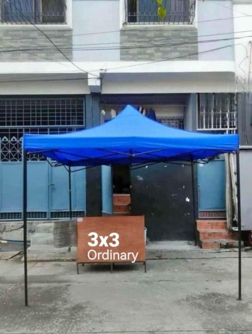Retractable tent (Category: Outdoor Furniture) located in Manila. Submitted by lyfrancois14 (Listing ID 1466336841, Image 2). Description: 2*2m 1850 red green blue khaki white 3*3m 2100 red green blue khaki white 3*4.5 2700 red green blue.