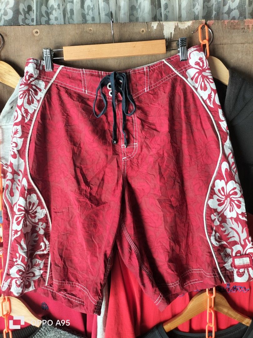 rip curl (Category: Shorts) located in Baler. Submitted by jaydeebaltazar (Listing ID 1466359850, Image 1). Description: rip curl good excellent pinaltan n ung tali ng original na tali ng hurley size: 33 on tag fit 32to34.