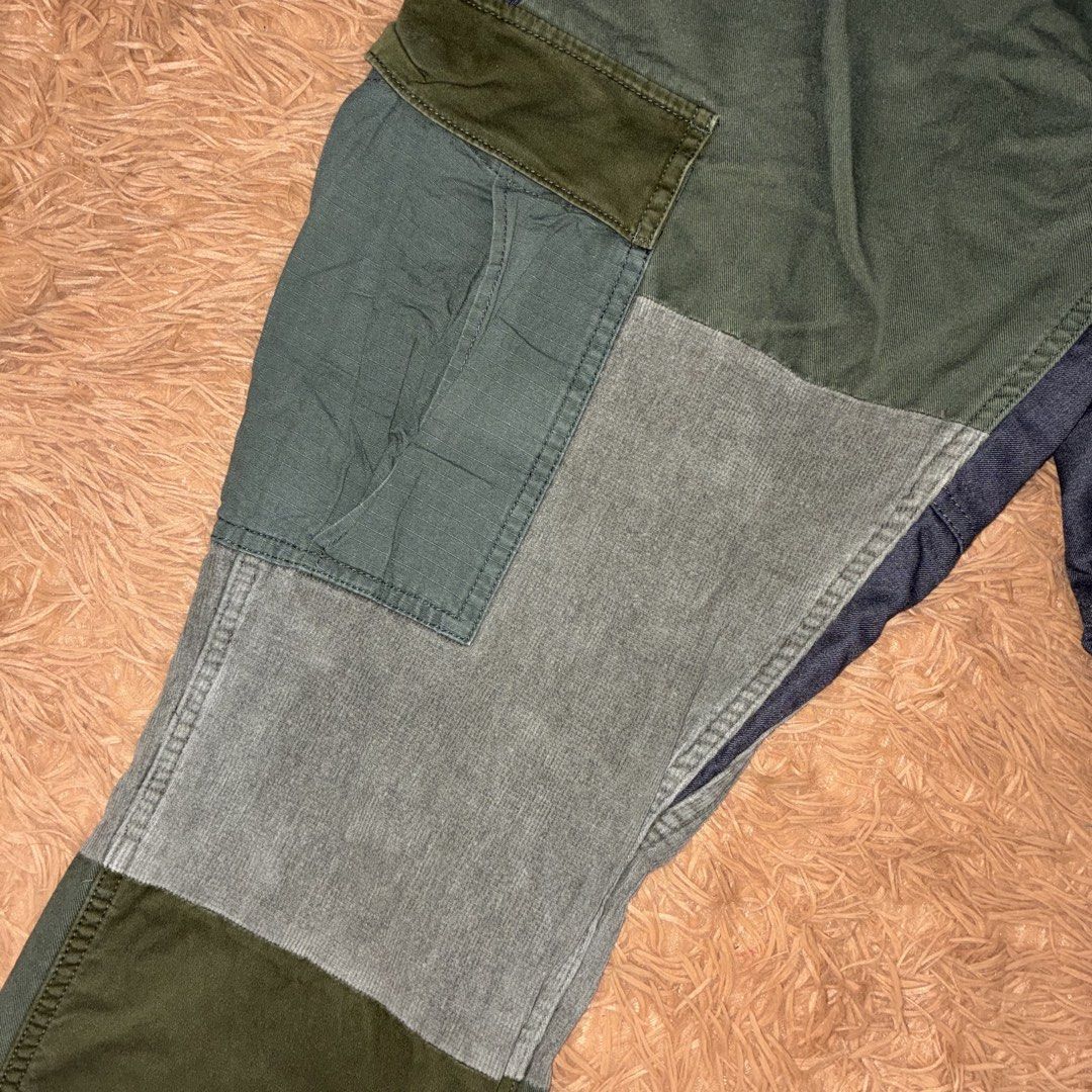 Rokx Patchwork Cargo Pants (Category: Jeans) located in Nabua. Submitted by elevadoray (Listing ID 1466441989, Image 2). Description: Rokx Patchwork Cargo Pants Medium (32 - 34 Waistline) (36 Inches Length) Excellent Condition (10/10) P1,000.