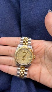 (Category: ) located in . Submitted by sglimited.lux328 (Listing ID 1466478232, Image 1). Description: .