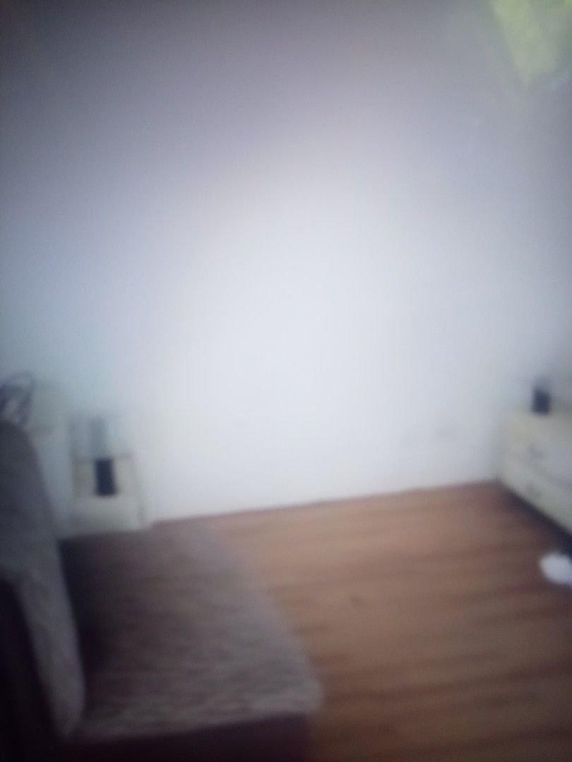 Rooms /condo for rent (Category: Apartments & Condos) located in Paranaque City. Submitted by dimaguilaa94969 (Listing ID 1466442622, Image 3). Description: pm if ibt southstar plaza bangkal Makati and westmont village para aque pm 09981762076.