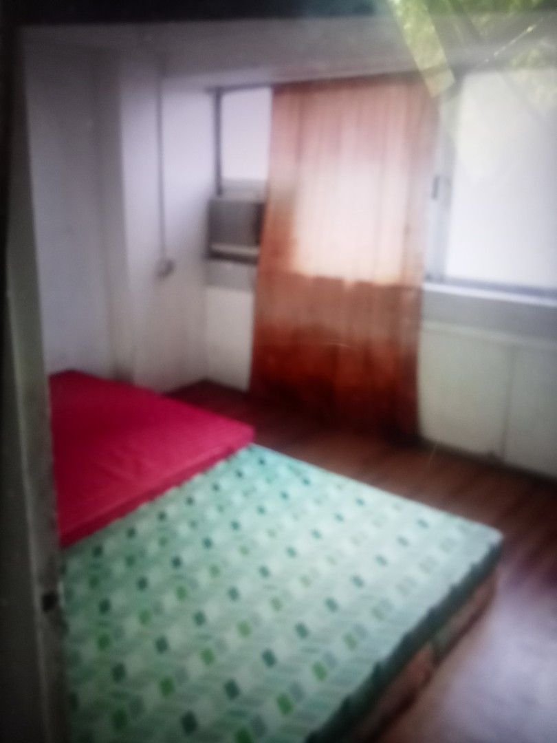 Rooms /condo for rent (Category: Apartments & Condos) located in Paranaque City. Submitted by dimaguilaa94969 (Listing ID 1466442622, Image 2). Description: pm if ibt southstar plaza bangkal Makati and westmont village para aque pm 09981762076.