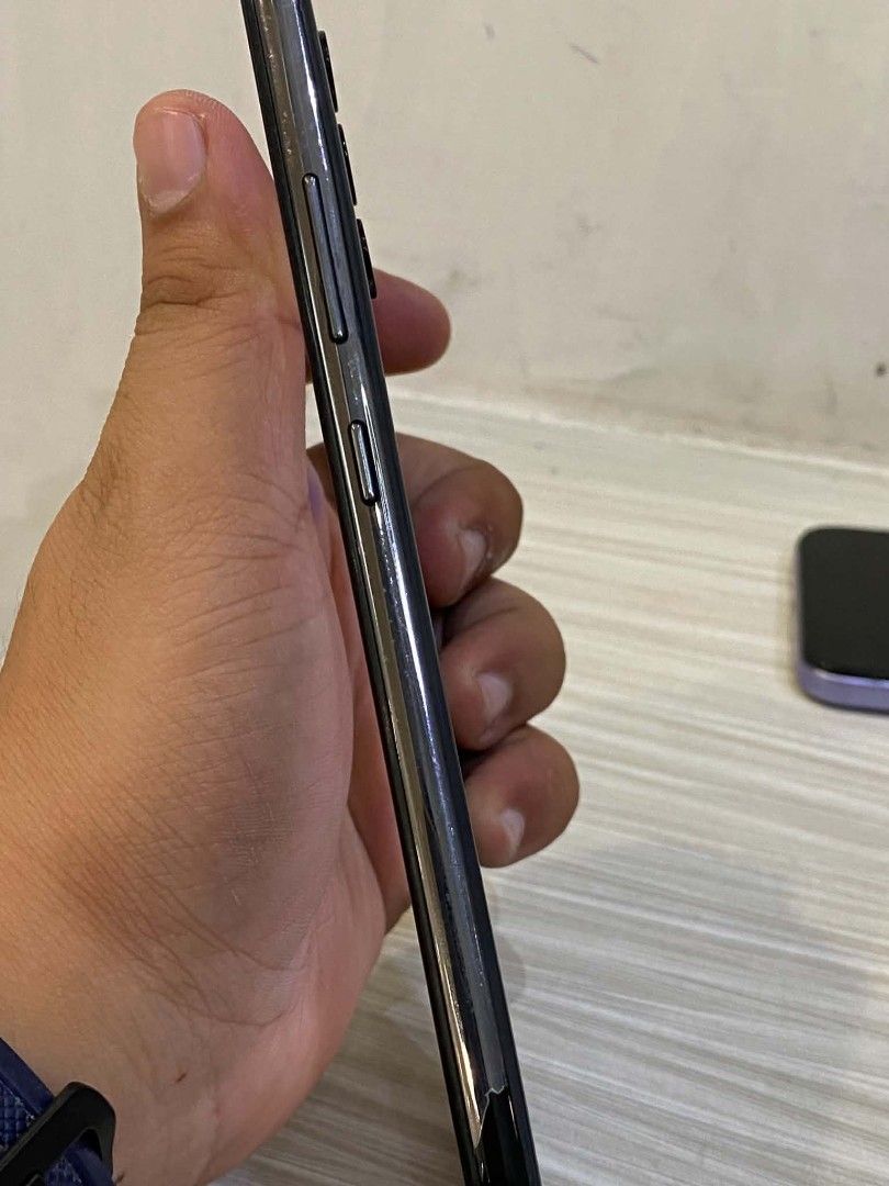 Samsung (Category: Samsung) located in Pasig City. Submitted by rafmarc (Listing ID 1466534096, Image 3). Description: 📱 SAMSUNG GALAXY A32 — 8GB RAM / 128GB 💰 SELLING PRICE: ₱4,999 — SLIGHT NEGO! 🔄 SWAP / TRADE WELCOME! • Straight swap — depende sa unit • Swap + cash ka — welcome • Send photo + specs ng unit mo para ma-check 📌 SPECS 💾 128GB Internal Storage 🧠 8GB RAM 🔋 5,000mAh Battery 📸 Triple Rear Camera 🔌 USB Type-C 🎧 3.5mm Headphon