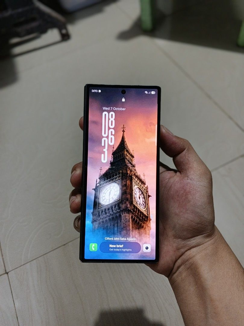 Samsung FOLD 6 Z (Category: Samsung) located in Manila. Submitted by clif1997 (Listing ID 1466341585, Image 1). Description: Carbon Fiber Edition Samsung Galaxy Fold 6 Z 256gb Openline Ntc approved Esim Ready Camera is Good Battery is Good Front is working honest issue nya main screen good pa rin if front screen, using ko sya now as personal phone. message me if interested, Manila area ako..