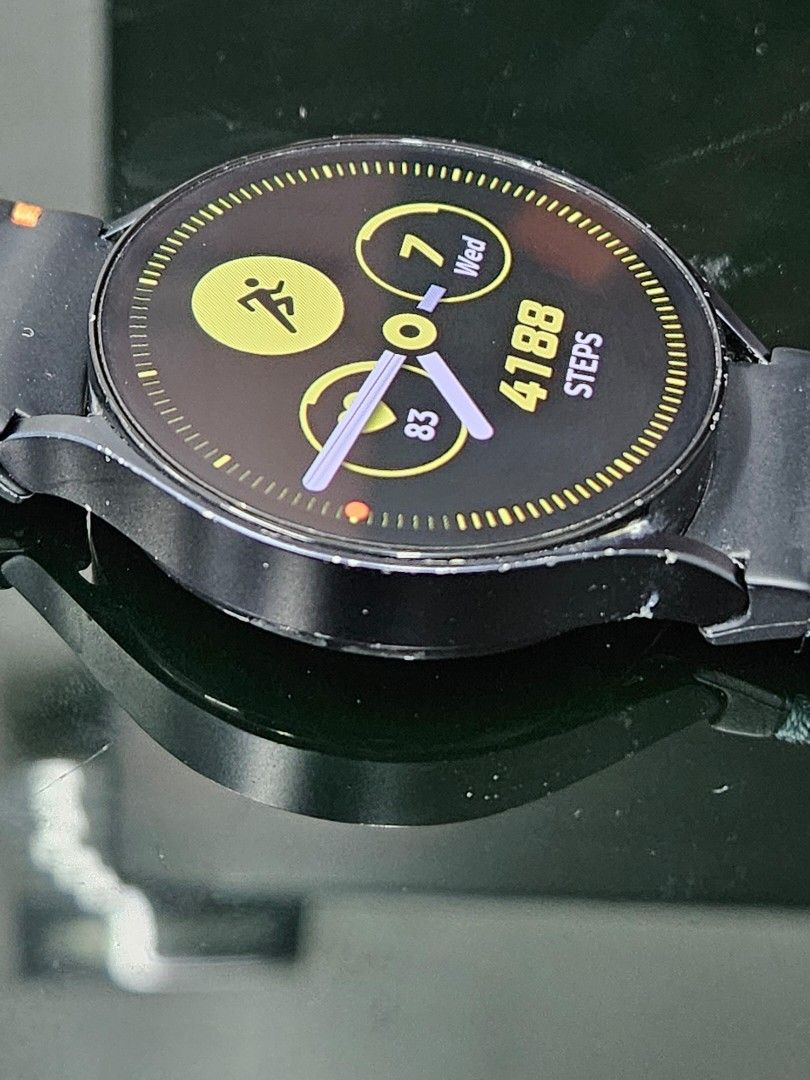 Samsung galaxy watch 6 44m (Category: Men's Watches) located in San Jose. Submitted by gabkarton (Listing ID 1466482896, Image 3). Description: for sale or trade samsung galaxy watch 6 44m. with spigen original case worth 1.5k and with original charger 6.5k only!.