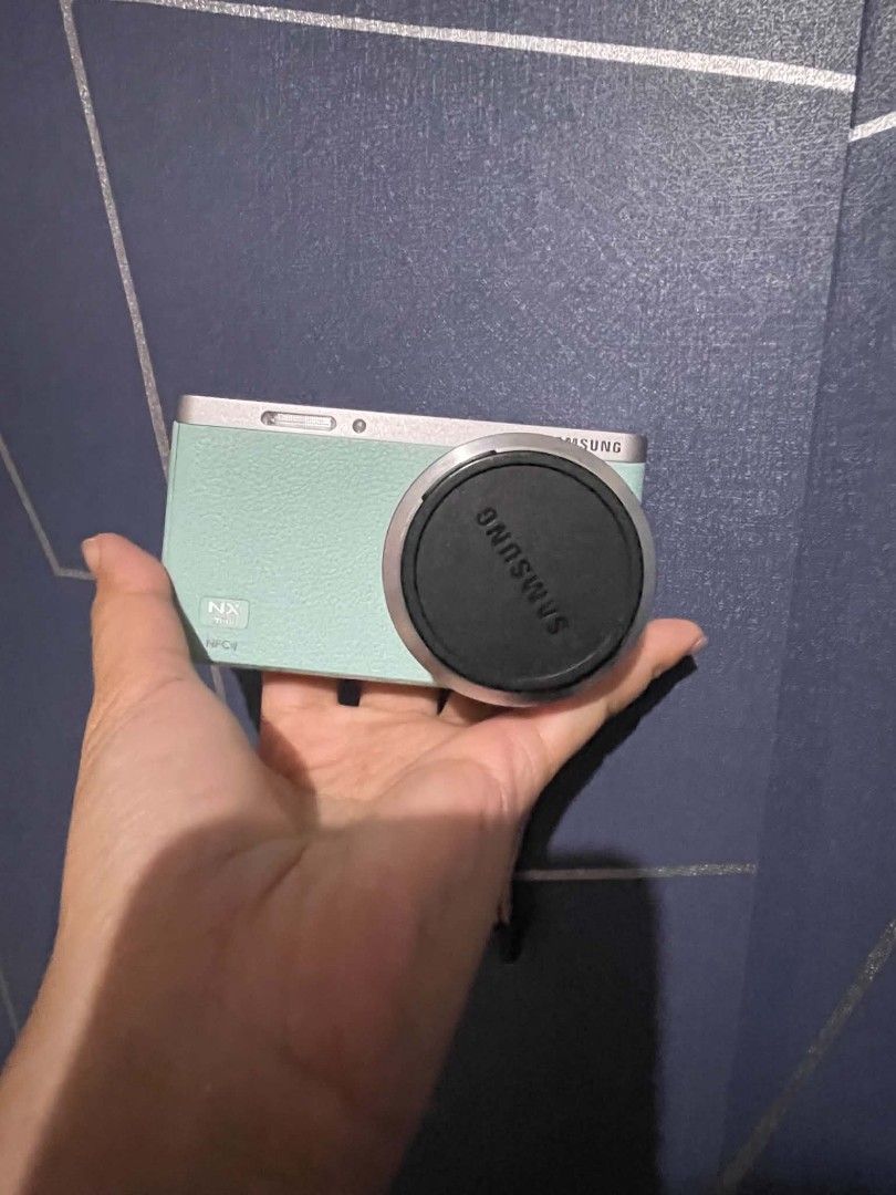 Samsung NX Mini 20.5MP (Category: Cameras) located in Baguio. Submitted by yeneirdea (Listing ID 1466401149, Image 3). Description: .