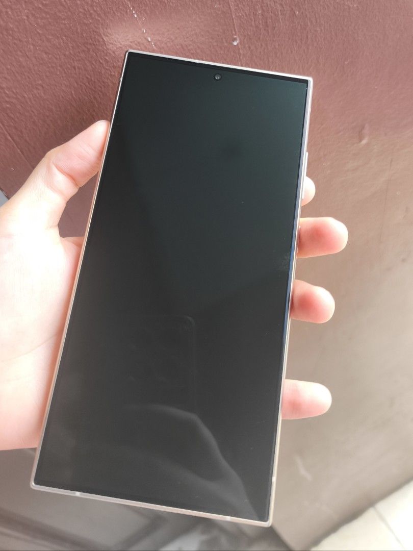 Samsung S24 Ultra Titanium Grey 256 GB (Category: Samsung) located in Makati City. Submitted by platform0624 (Listing ID 1462563694, Image 3). Description: samsung s24 ultra 256 gb - no issue, occasionally used - bought from samsung shop for 52.6k rfs: upgrade 📍 pickup only (see maps meetup link).